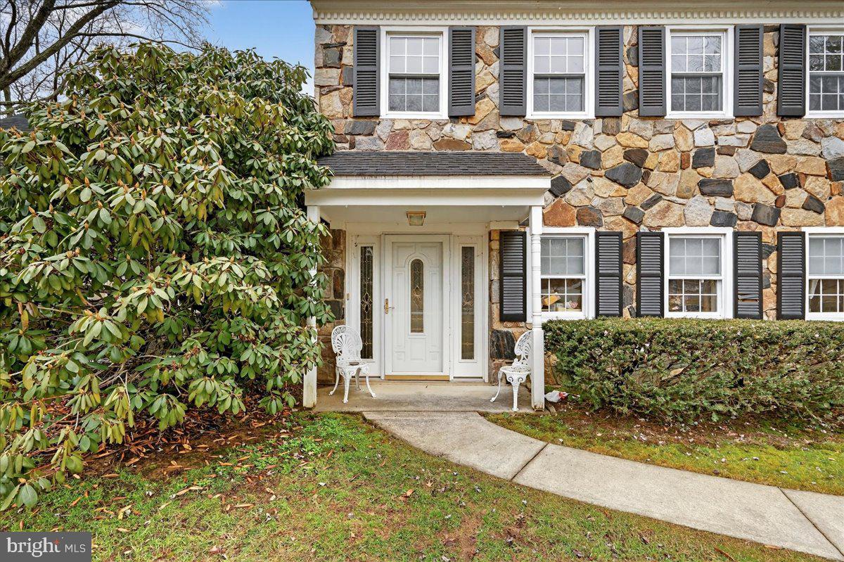 1416 PONDS EDGE ROAD