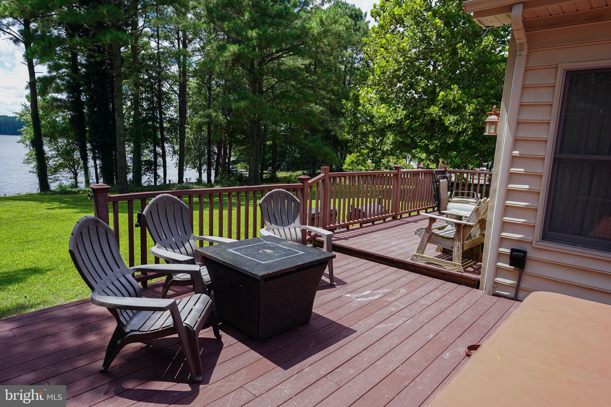 LAKE PINES - Residential