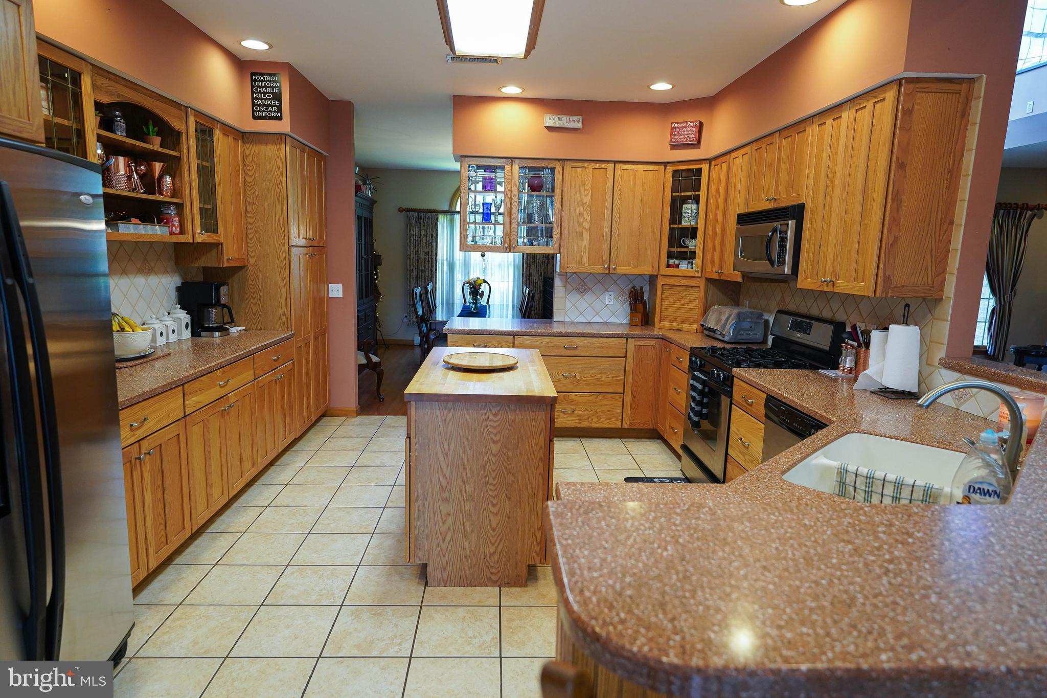 LAKE PINES - Residential