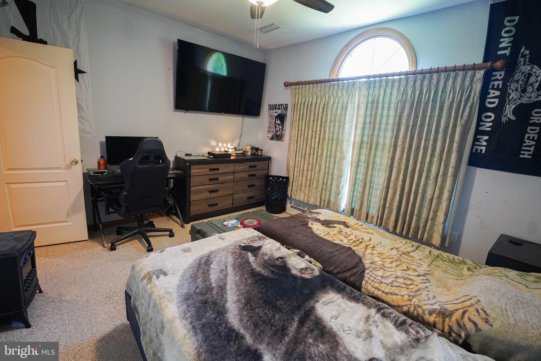 LAKE PINES - Residential