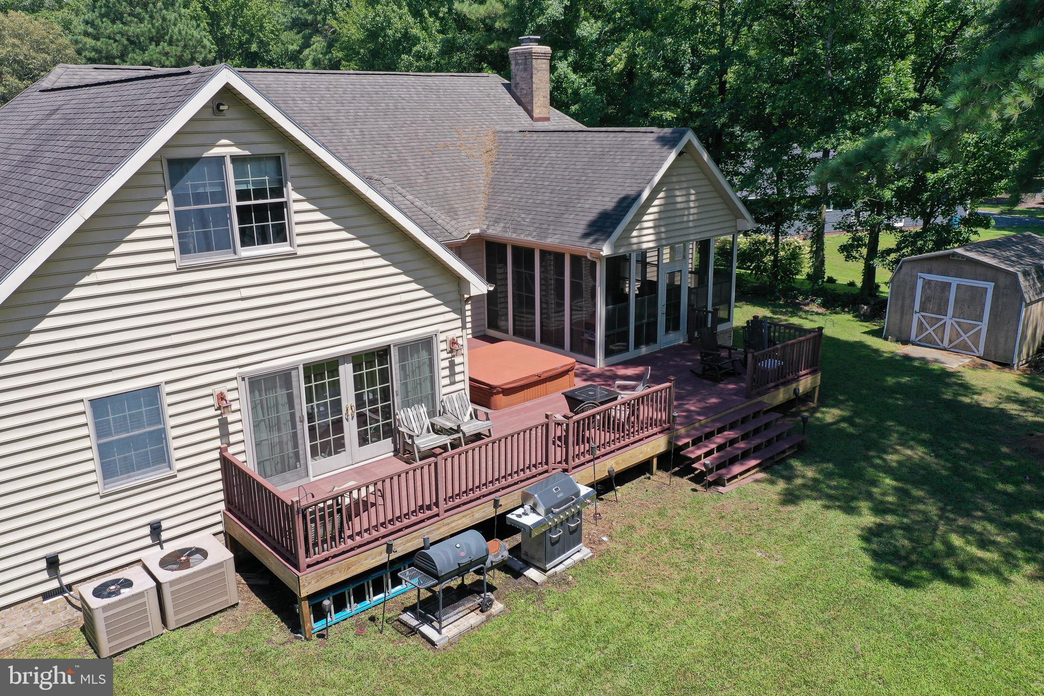 LAKE PINES - Residential