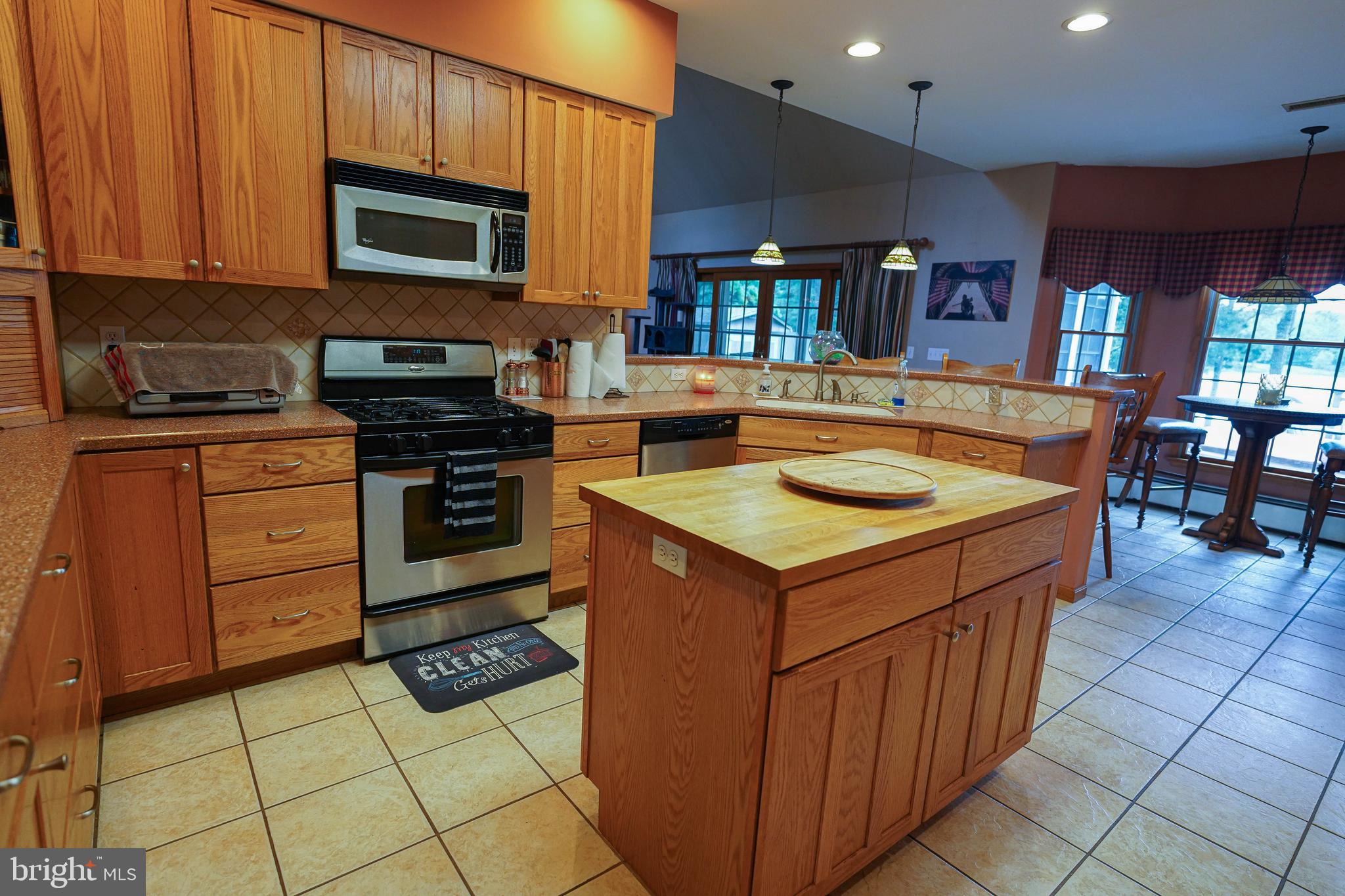 LAKE PINES - Residential