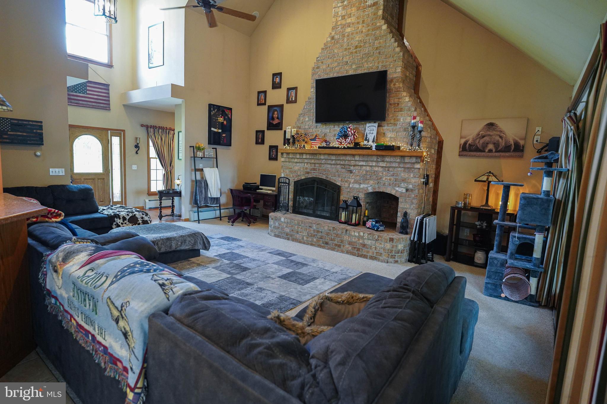 LAKE PINES - Residential