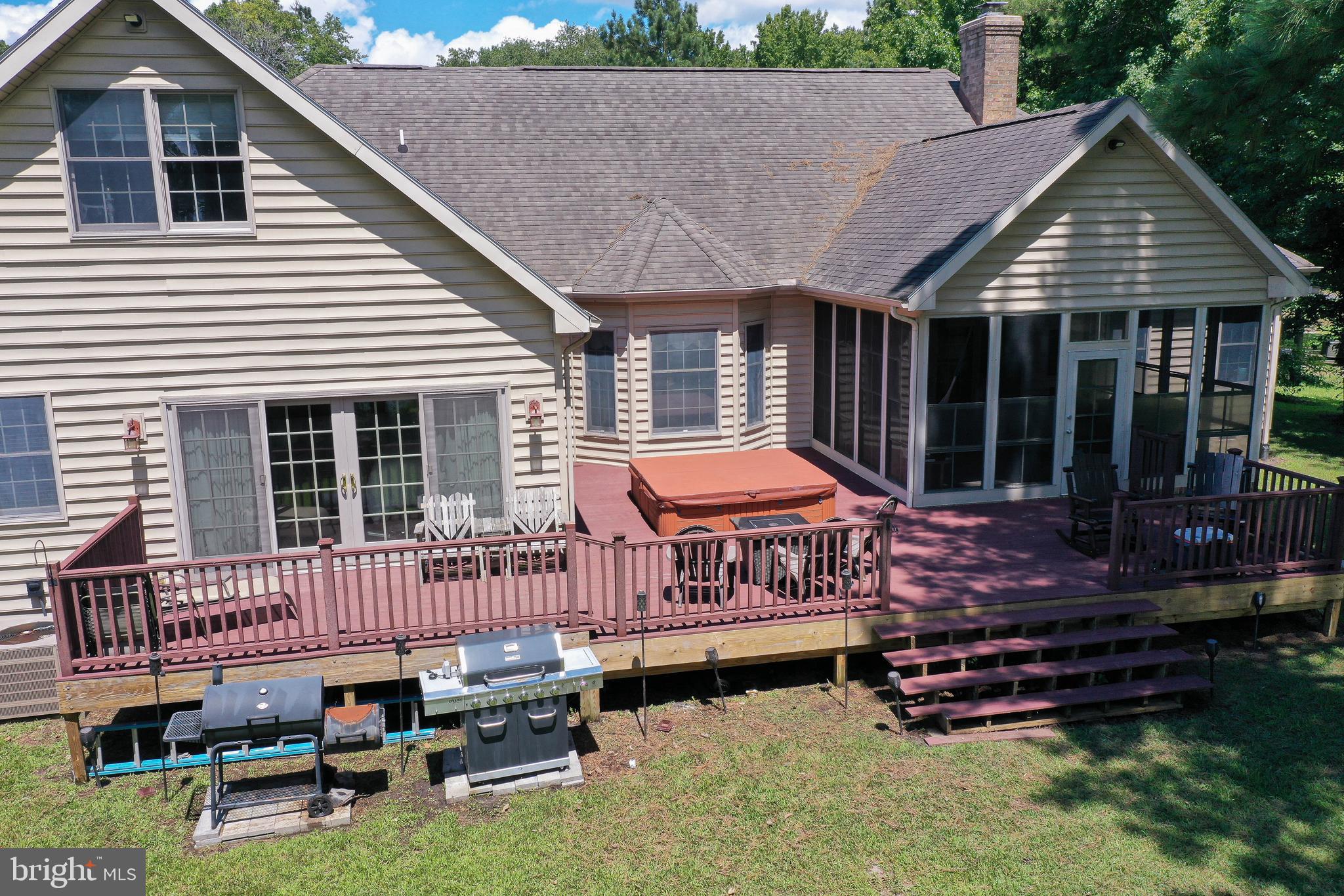 LAKE PINES - Residential