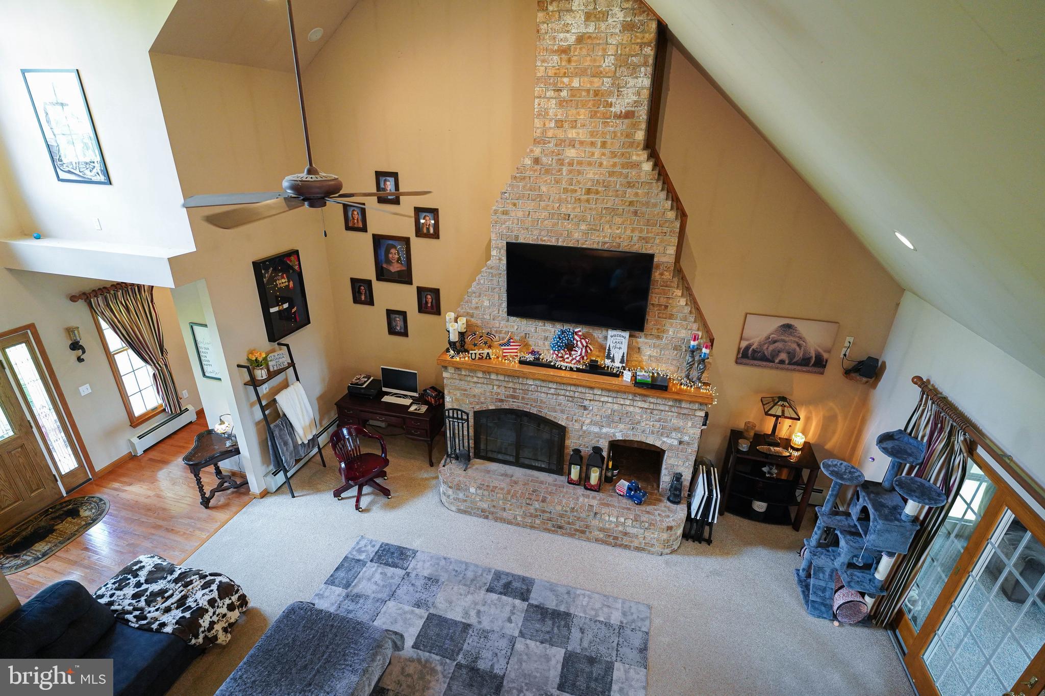 LAKE PINES - Residential