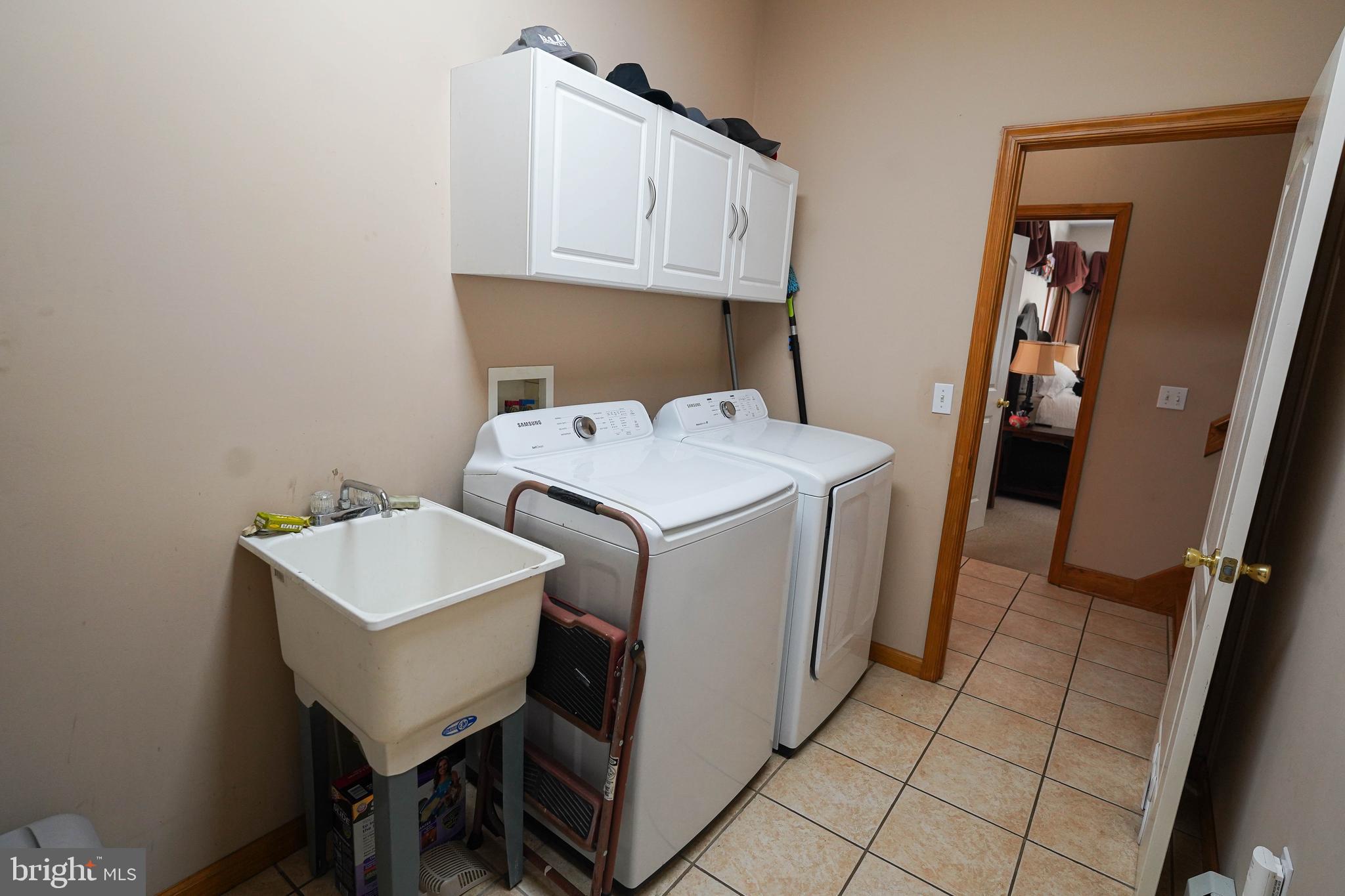 LAKE PINES - Residential