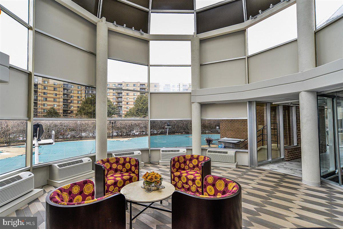 ROTONDA - Residential