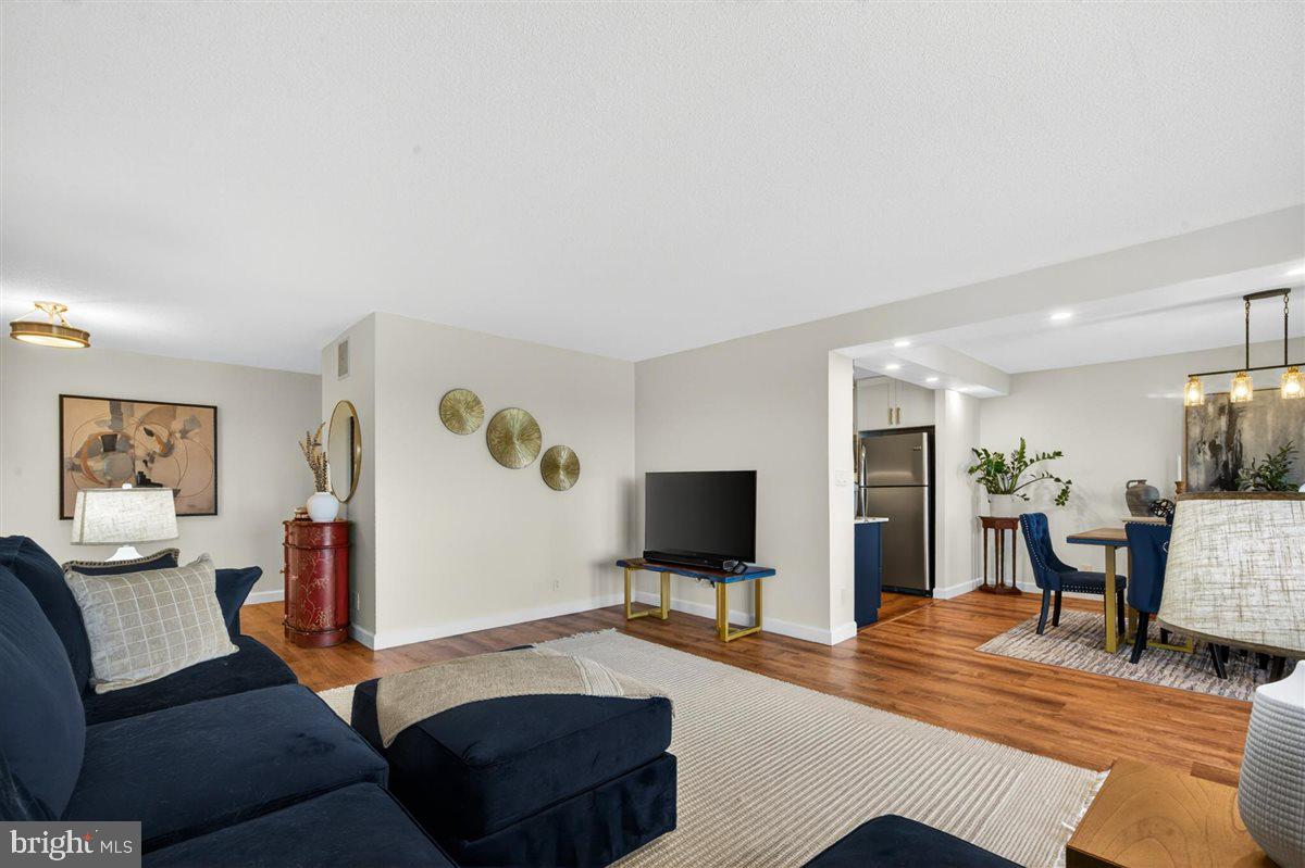 ROTONDA - Residential