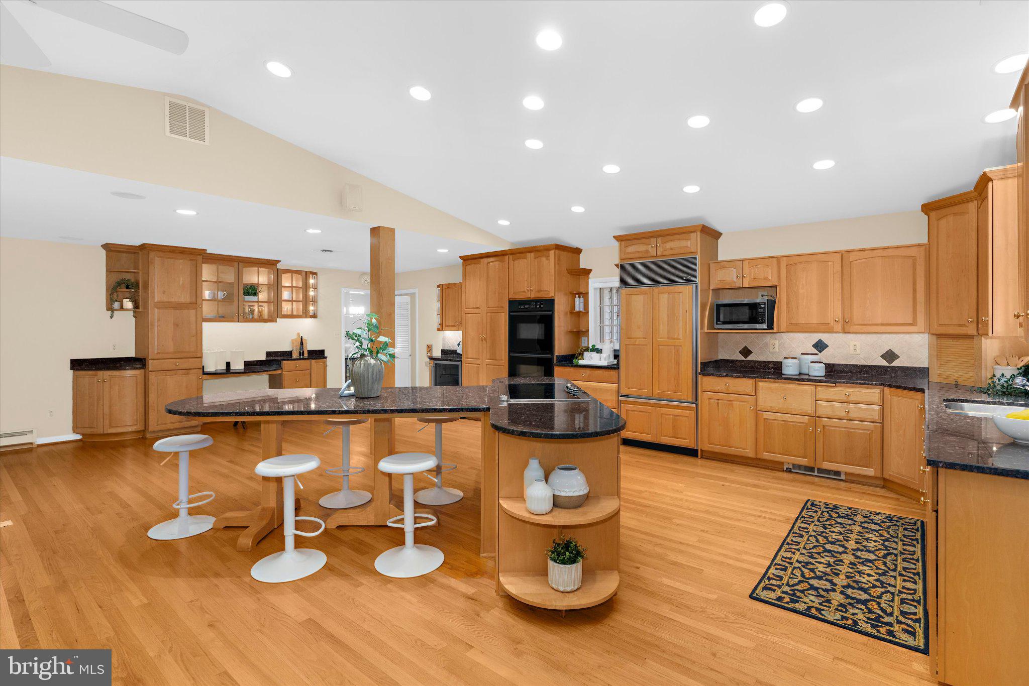 GLEN ARM - Residential