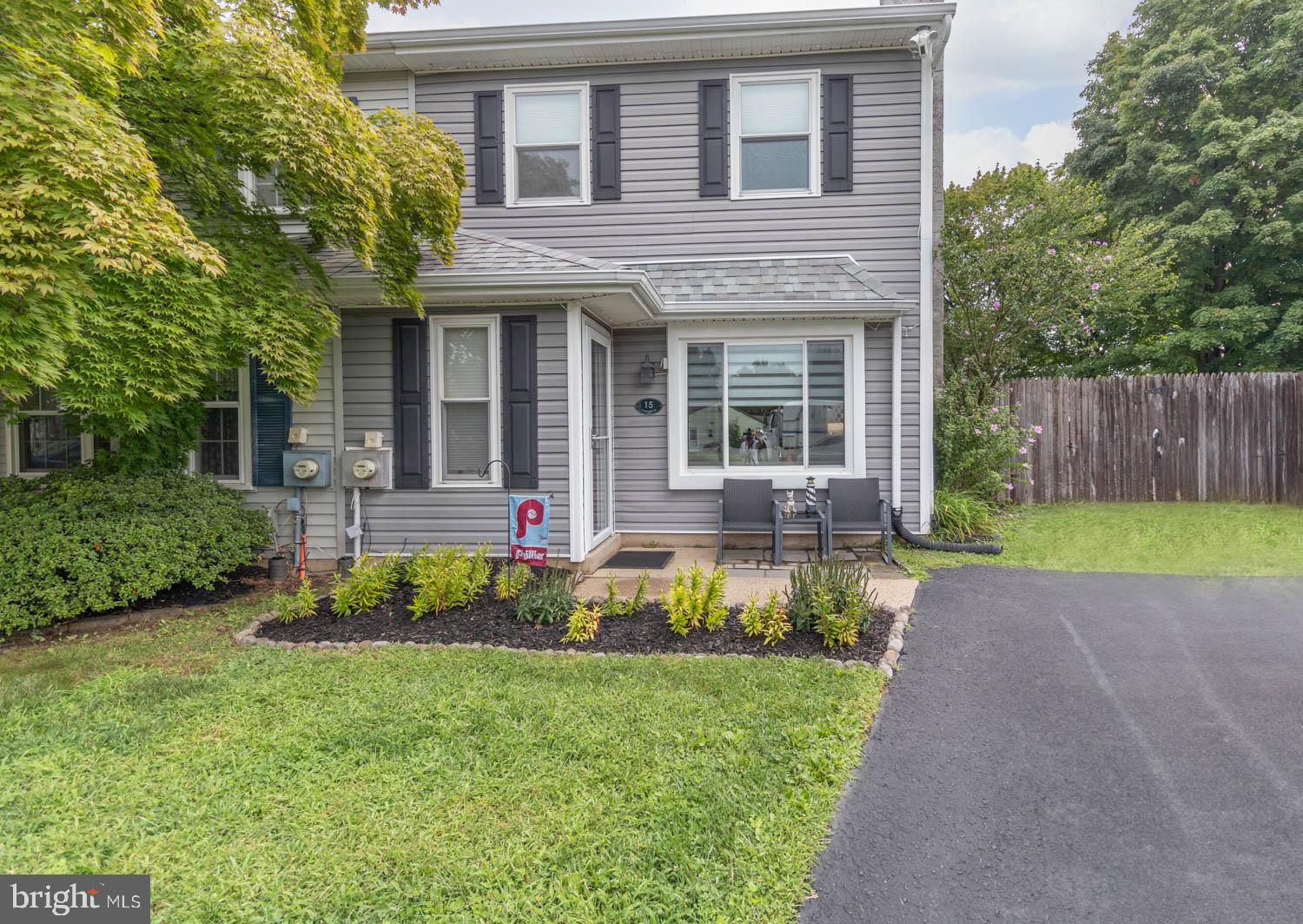15 CARRIAGE DRIVE