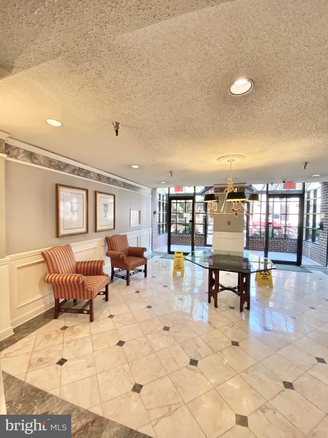 1600 PRINCE STREET - Residential Lease