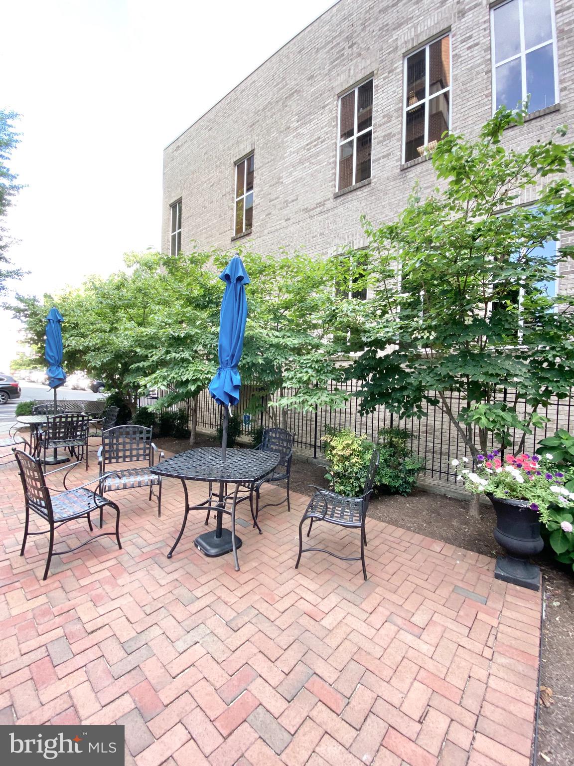 1600 PRINCE STREET - Residential Lease