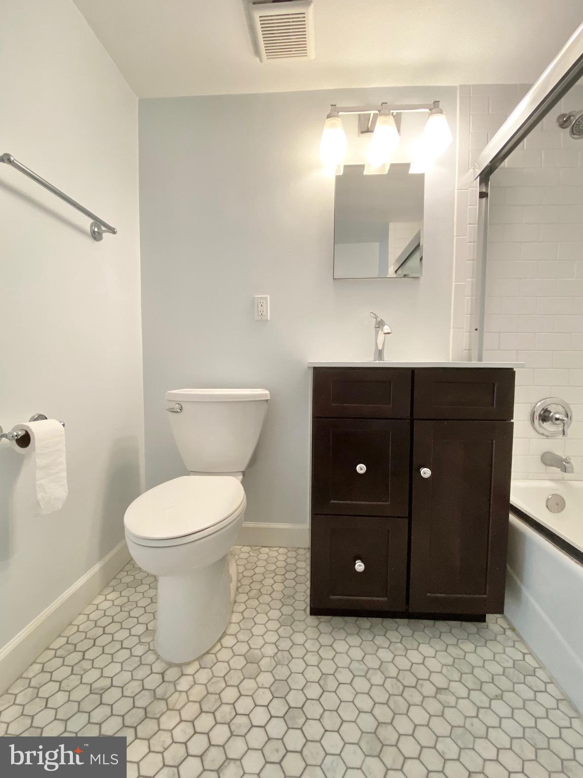 1600 PRINCE STREET - Residential Lease