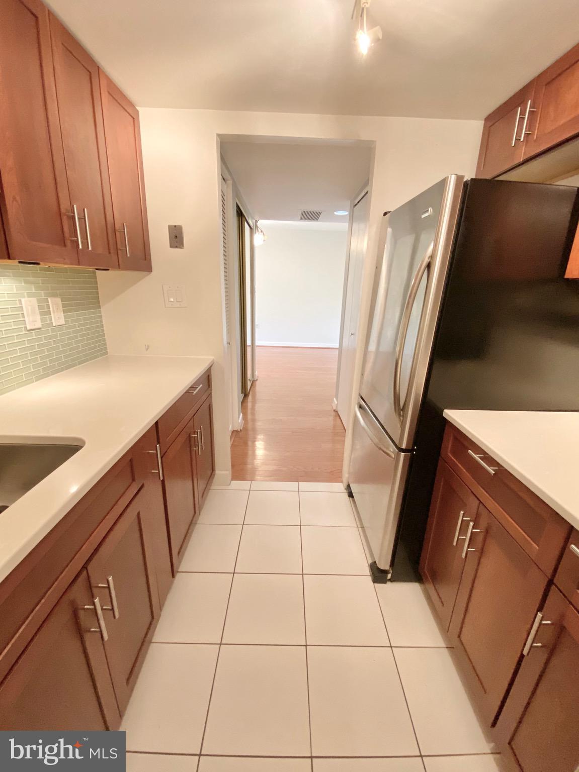 1600 PRINCE STREET - Residential Lease