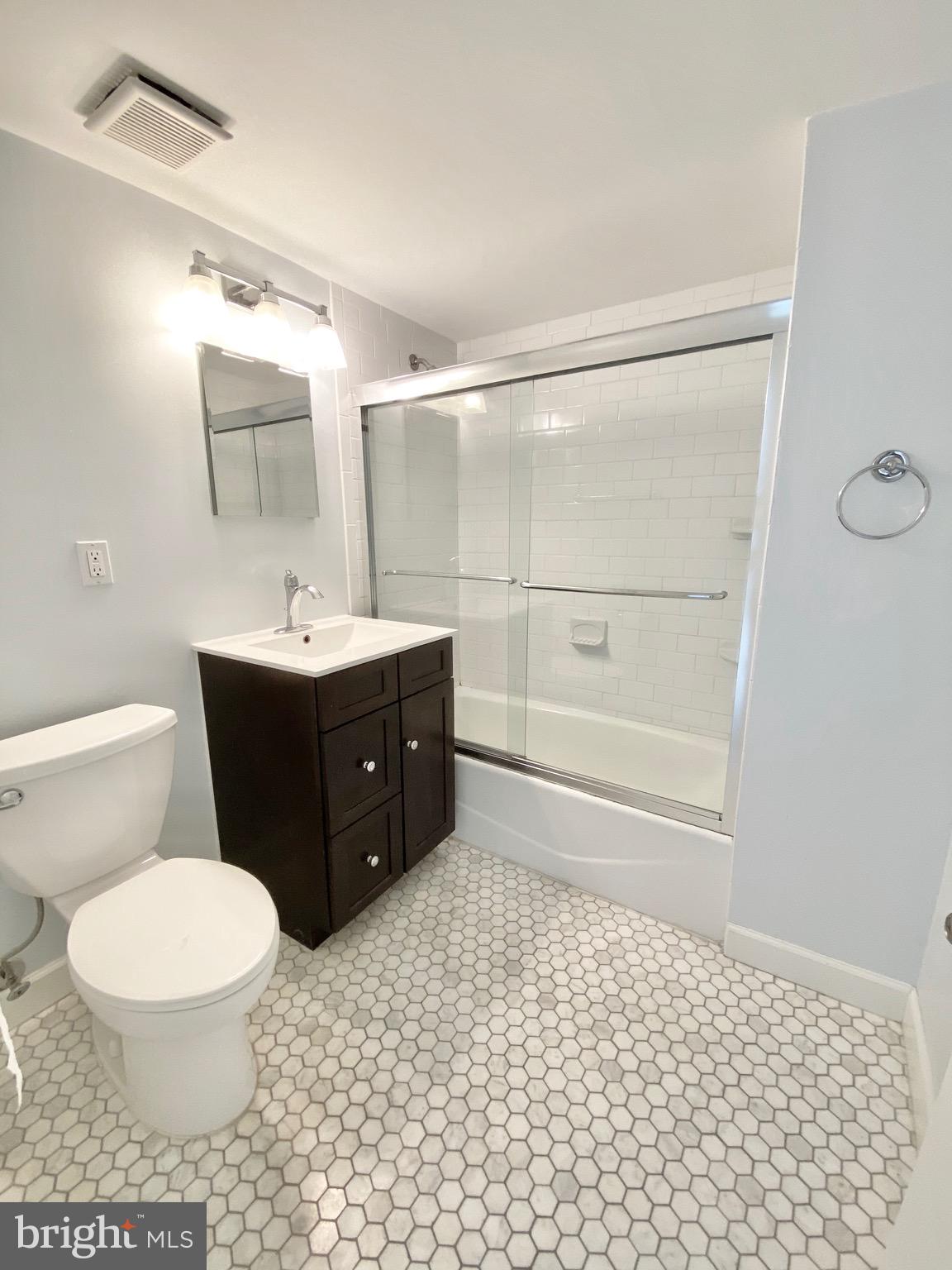 1600 PRINCE STREET - Residential Lease