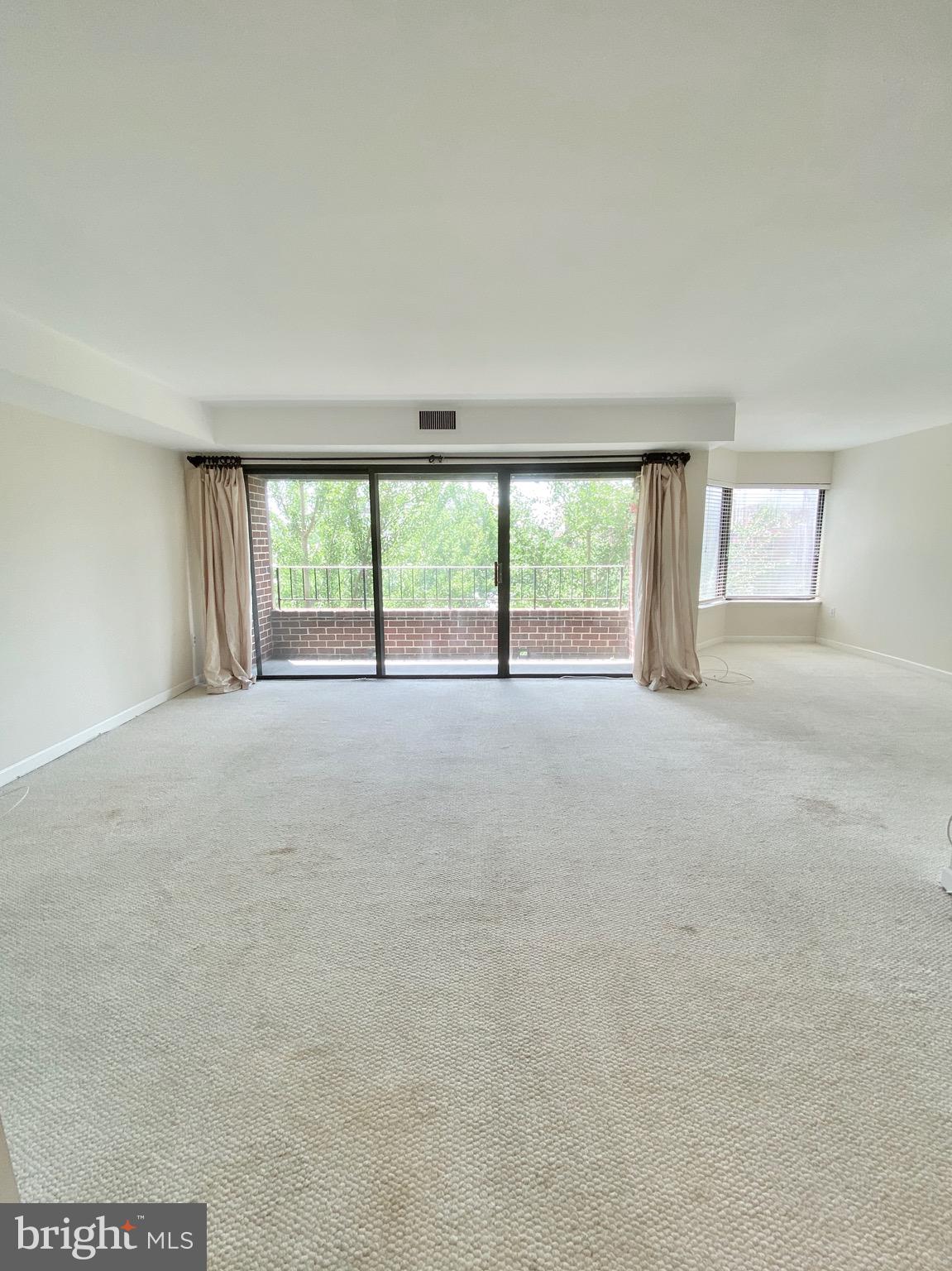 1600 PRINCE STREET - Residential Lease