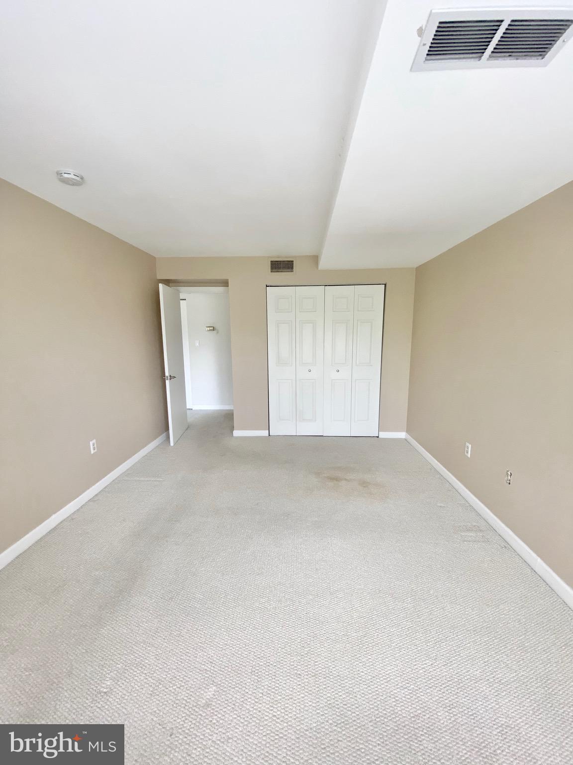 1600 PRINCE STREET - Residential Lease