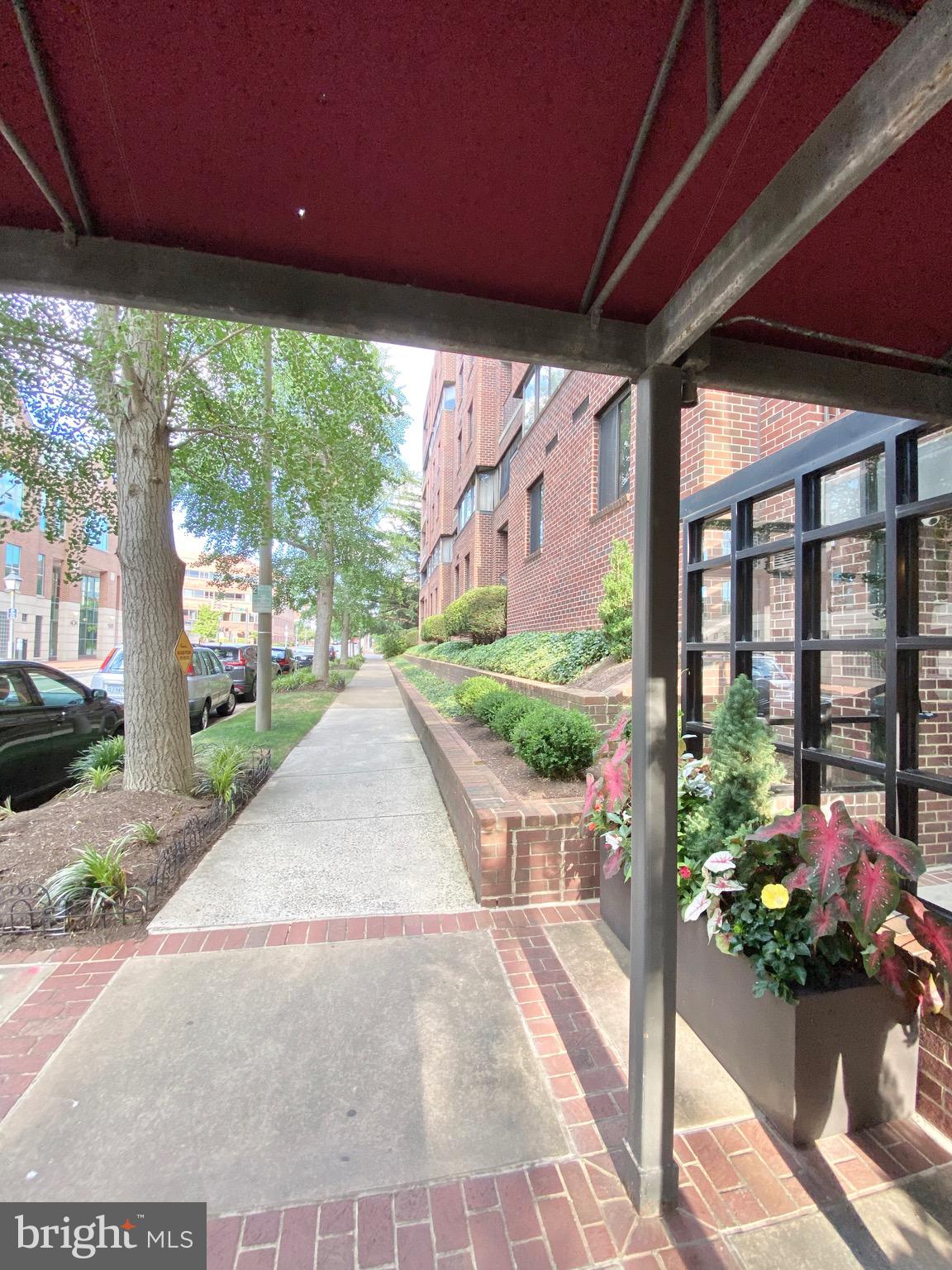 1600 PRINCE STREET - Residential Lease