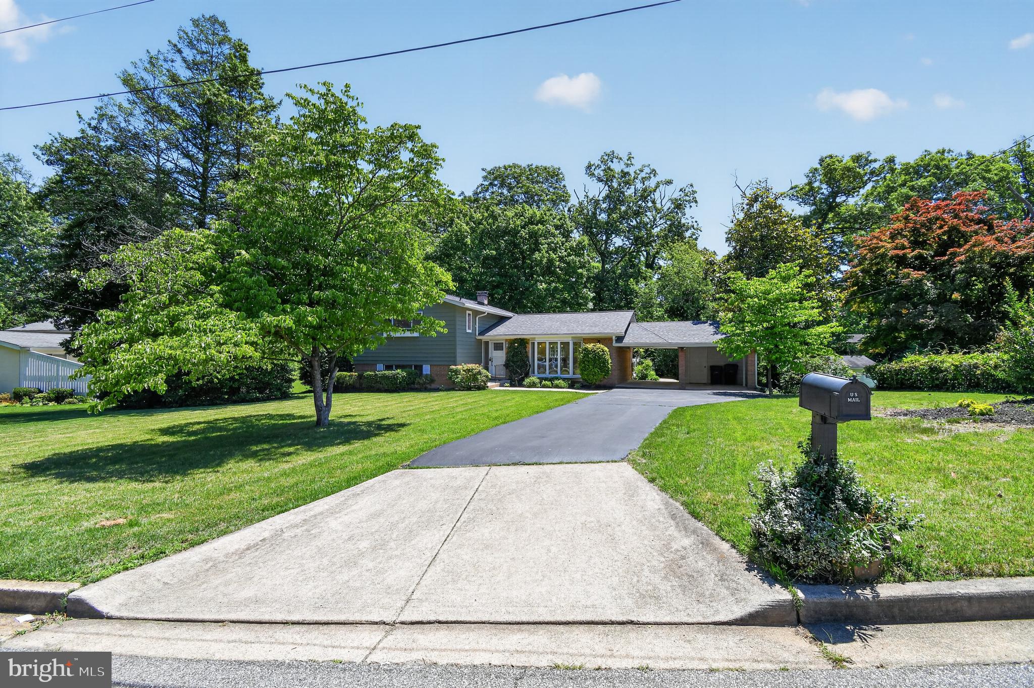 8815 BEAUCHAMP DRIVE