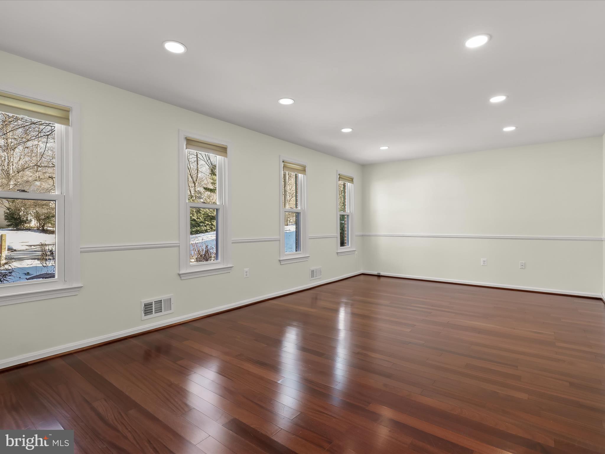 STEVENS FOREST - Residential