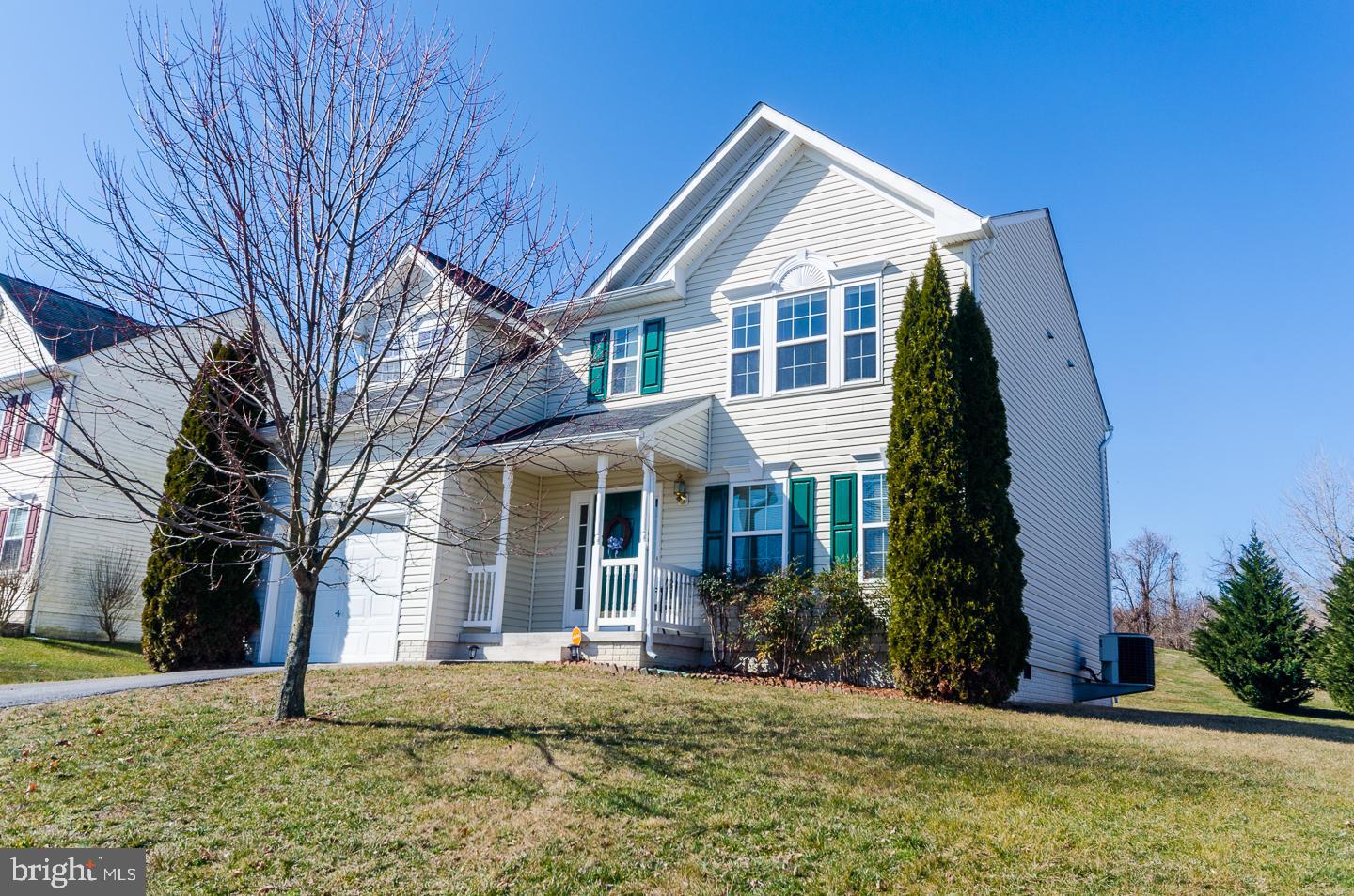 STONEBROOK VILLAGE - Residential