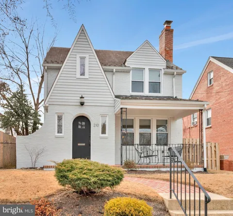 MLS: DCDC2177128