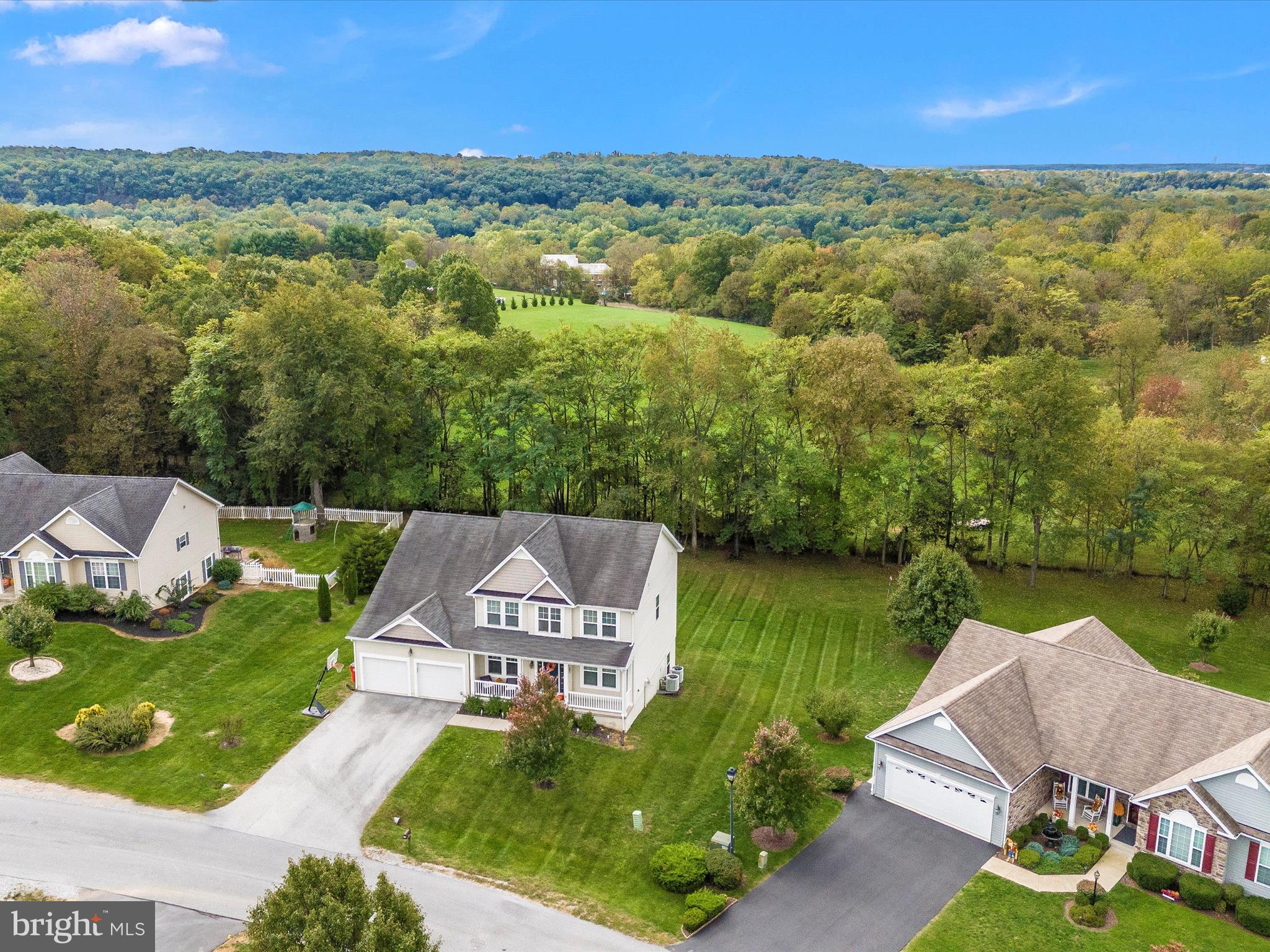 BROOKFIELD - Residential