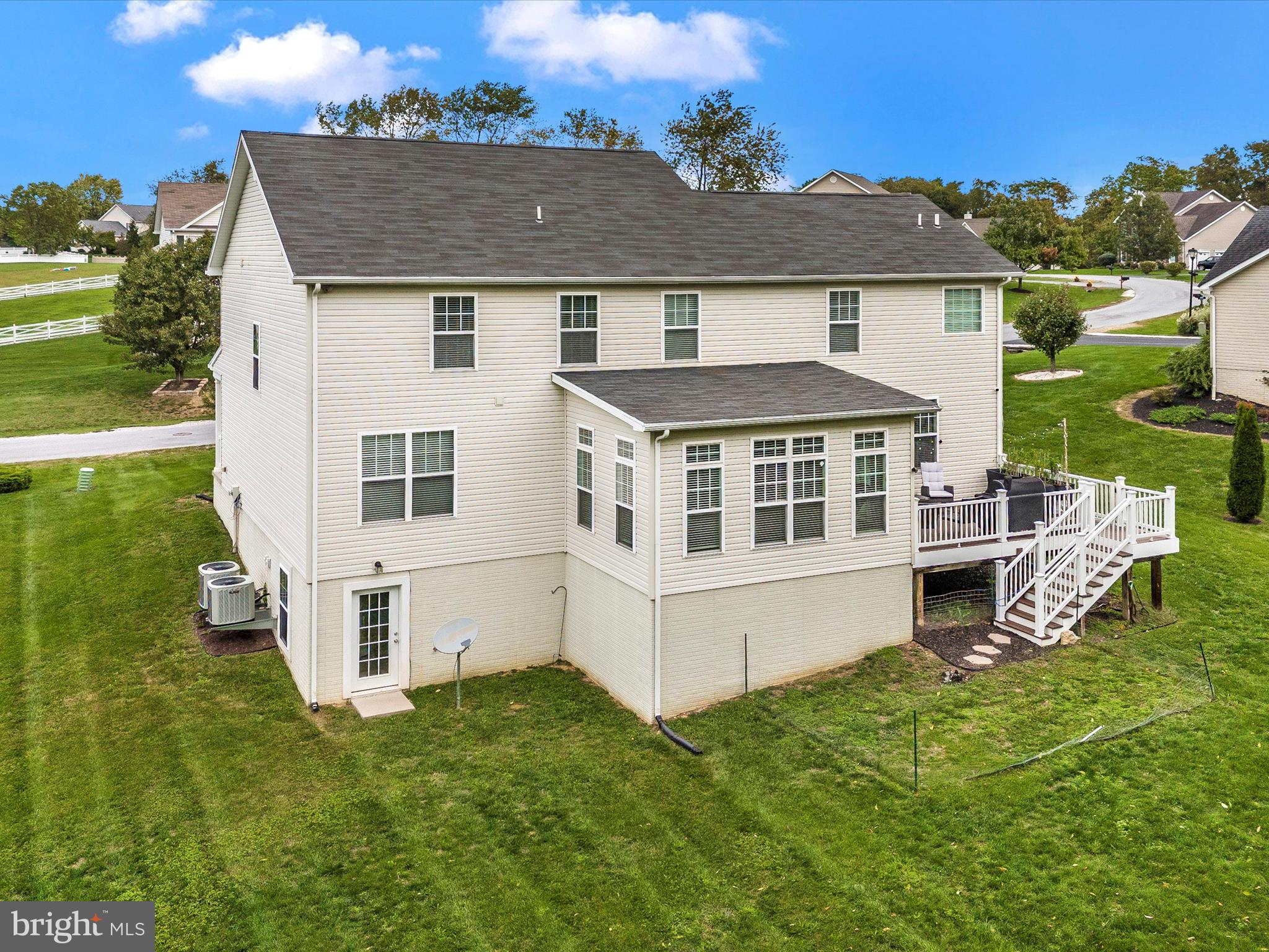 BROOKFIELD - Residential