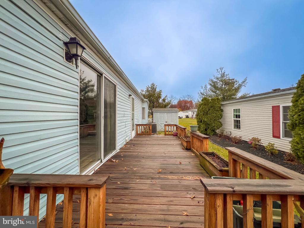 HIDDEN SPRINGS - Residential