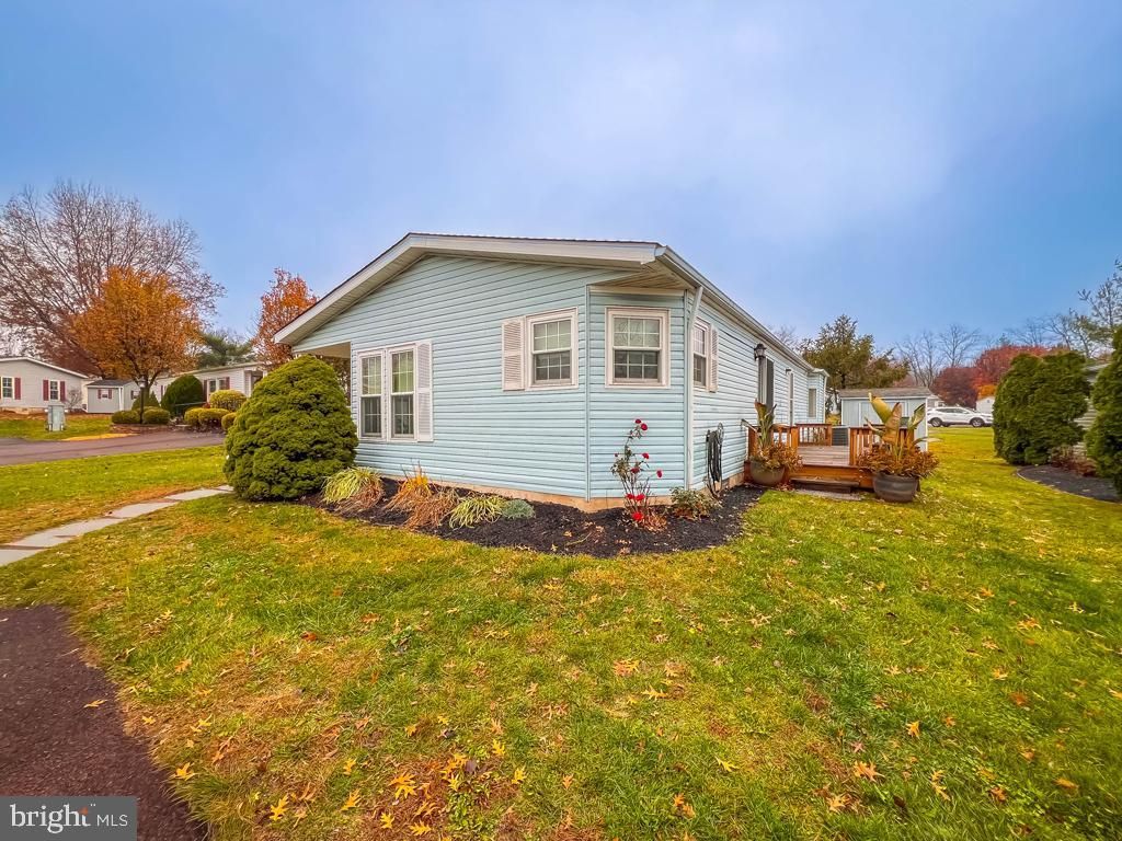 Photo of 13 Clovedale Way, SOUDERTON, PA 18964 (MLS # PAMC2162598)