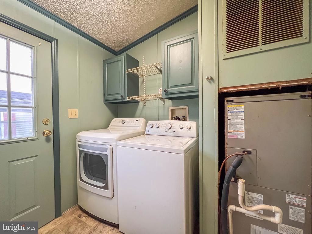 HIDDEN SPRINGS - Residential