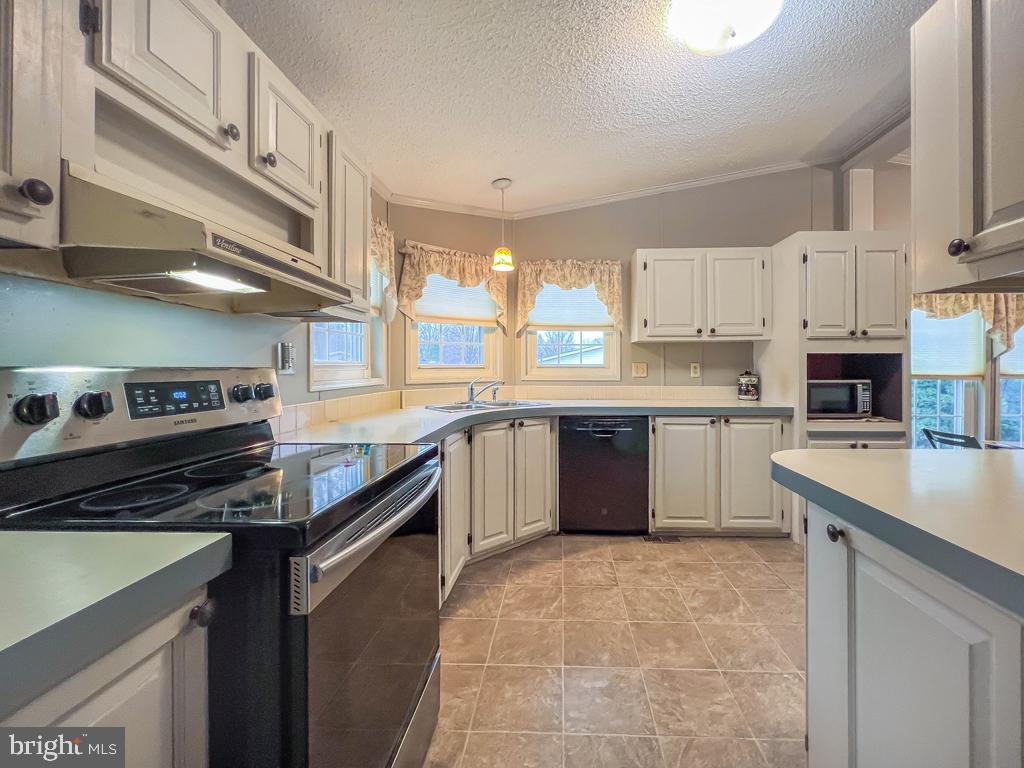 HIDDEN SPRINGS - Residential