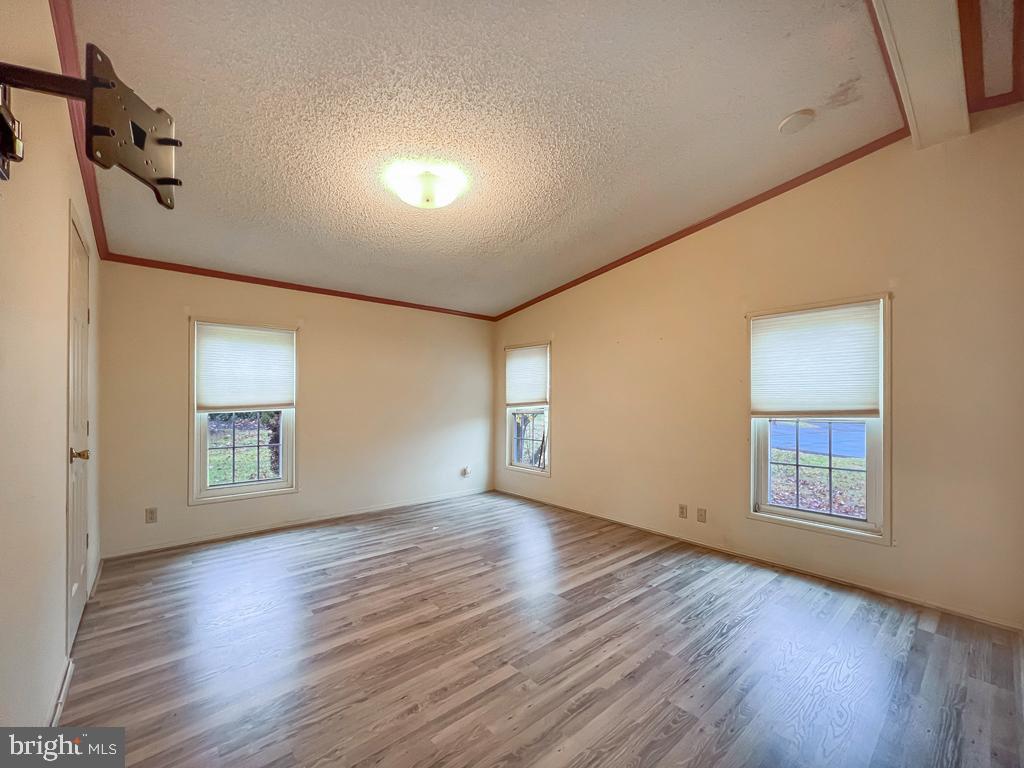 HIDDEN SPRINGS - Residential