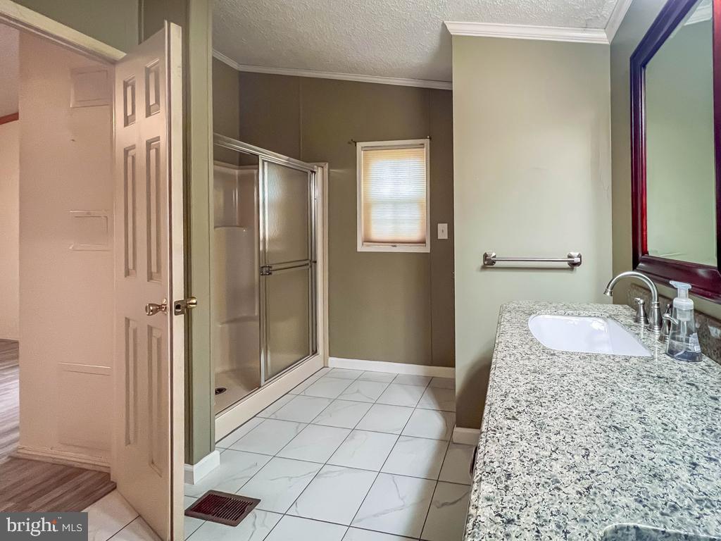 HIDDEN SPRINGS - Residential