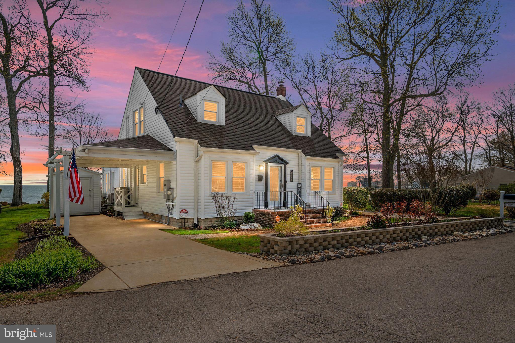 COLUMBIA BEACH - Residential