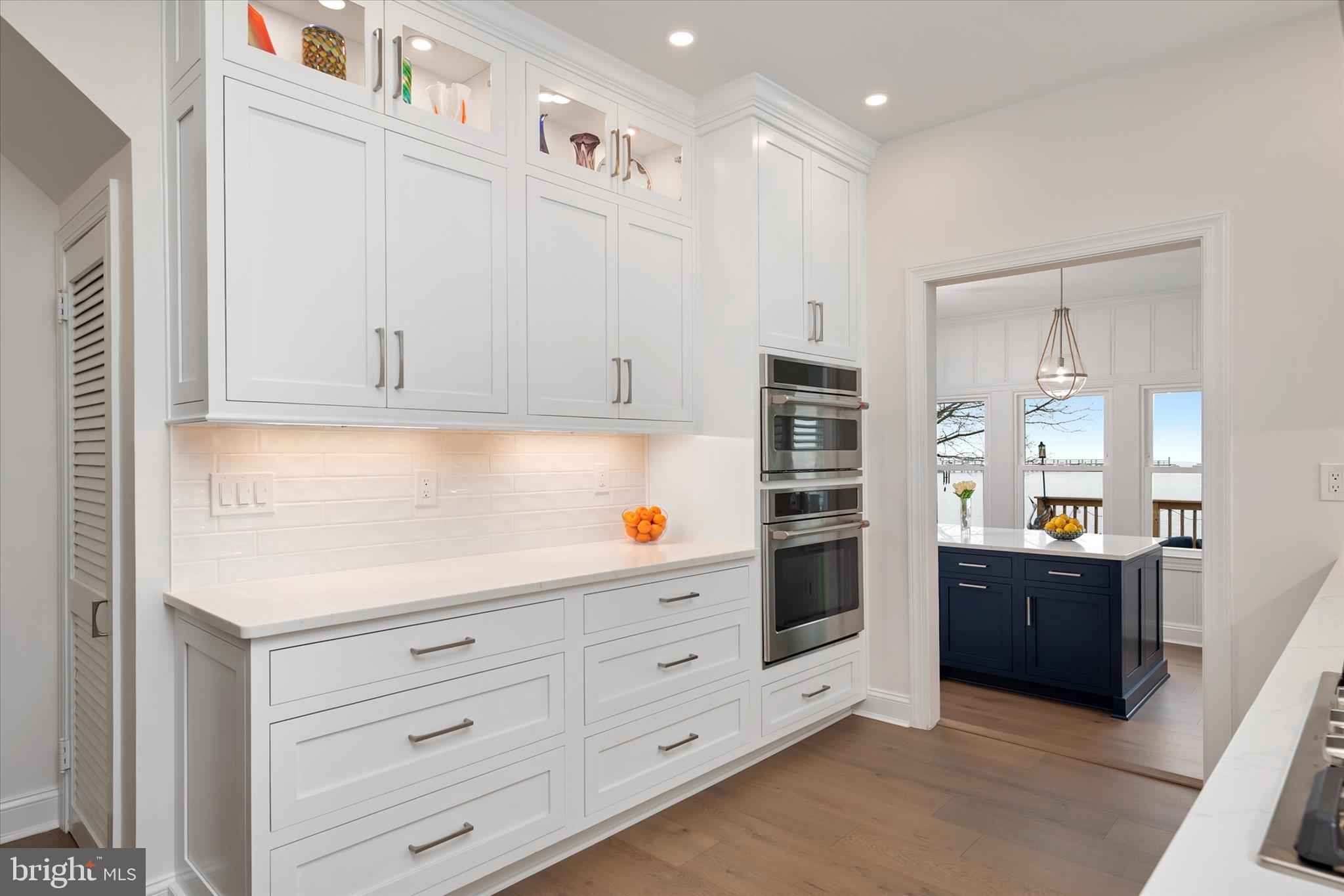 COLUMBIA BEACH - Residential