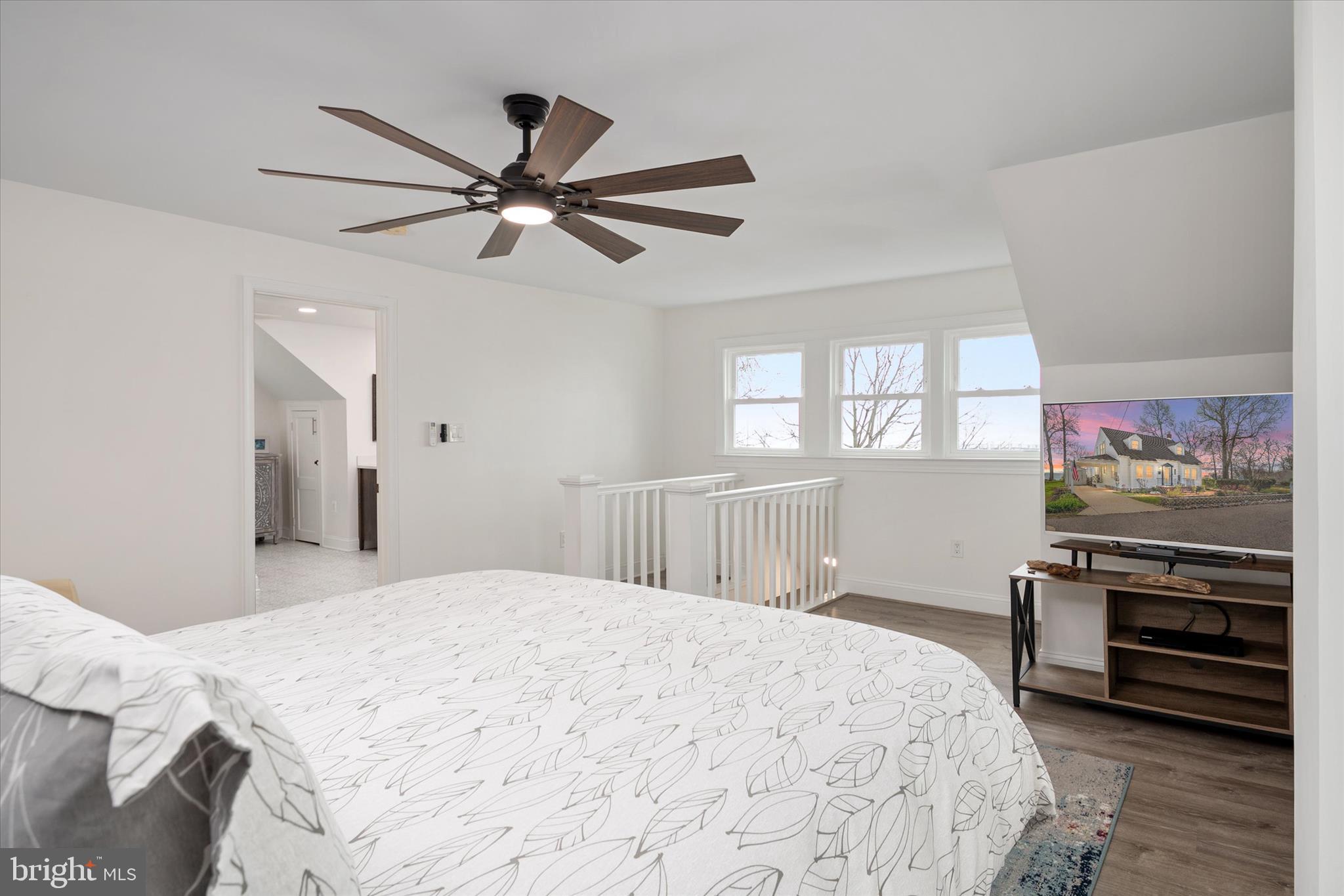 COLUMBIA BEACH - Residential