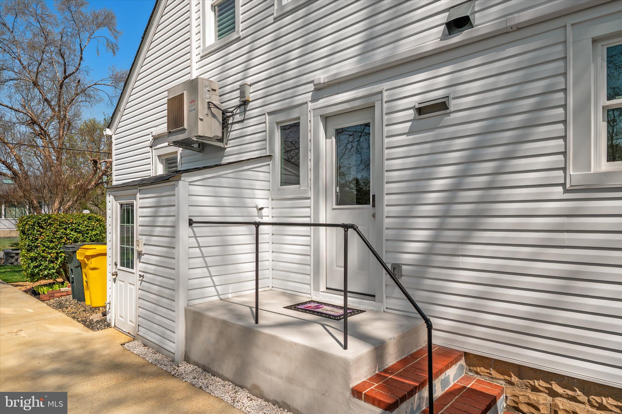 COLUMBIA BEACH - Residential