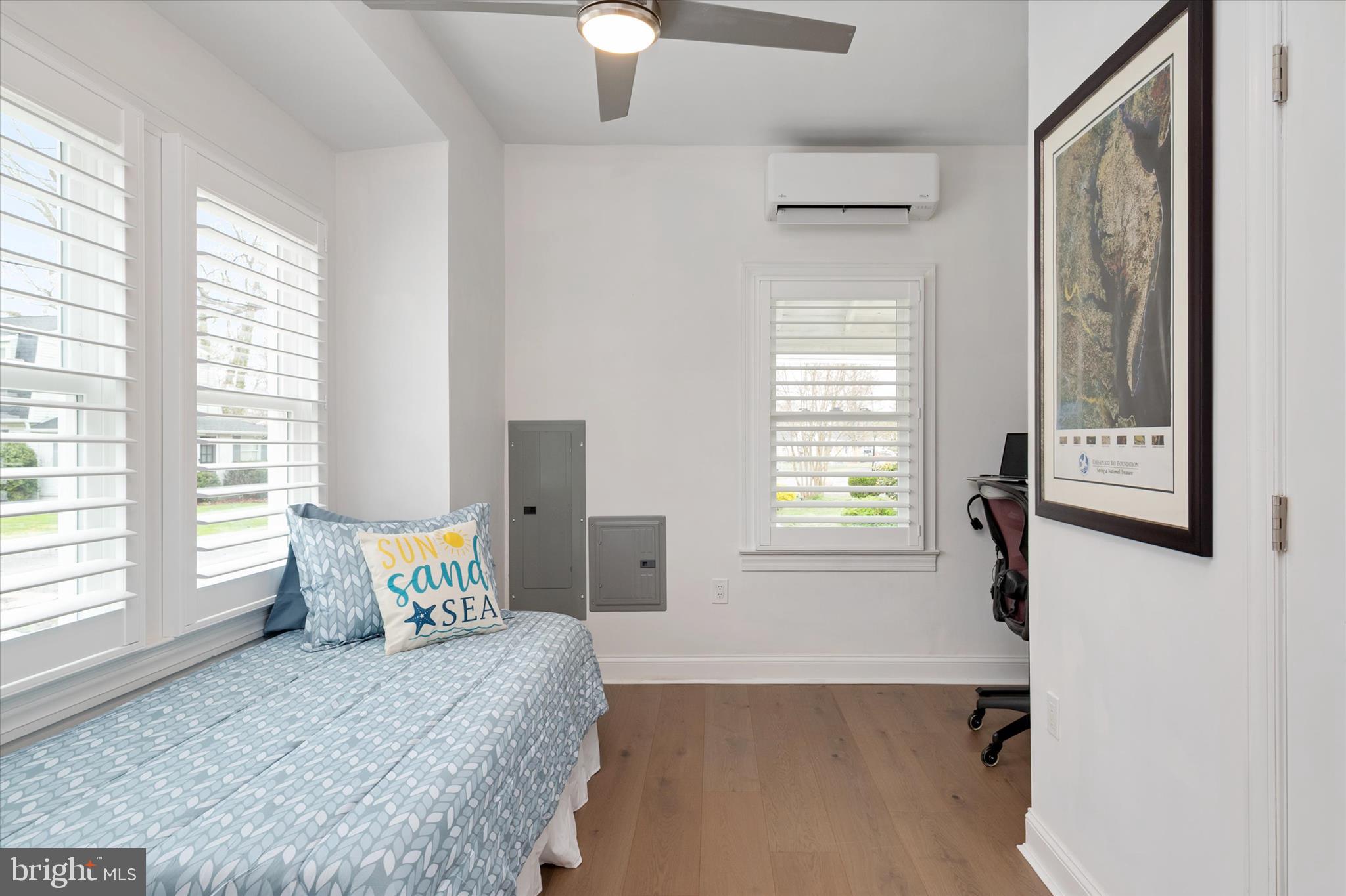 COLUMBIA BEACH - Residential