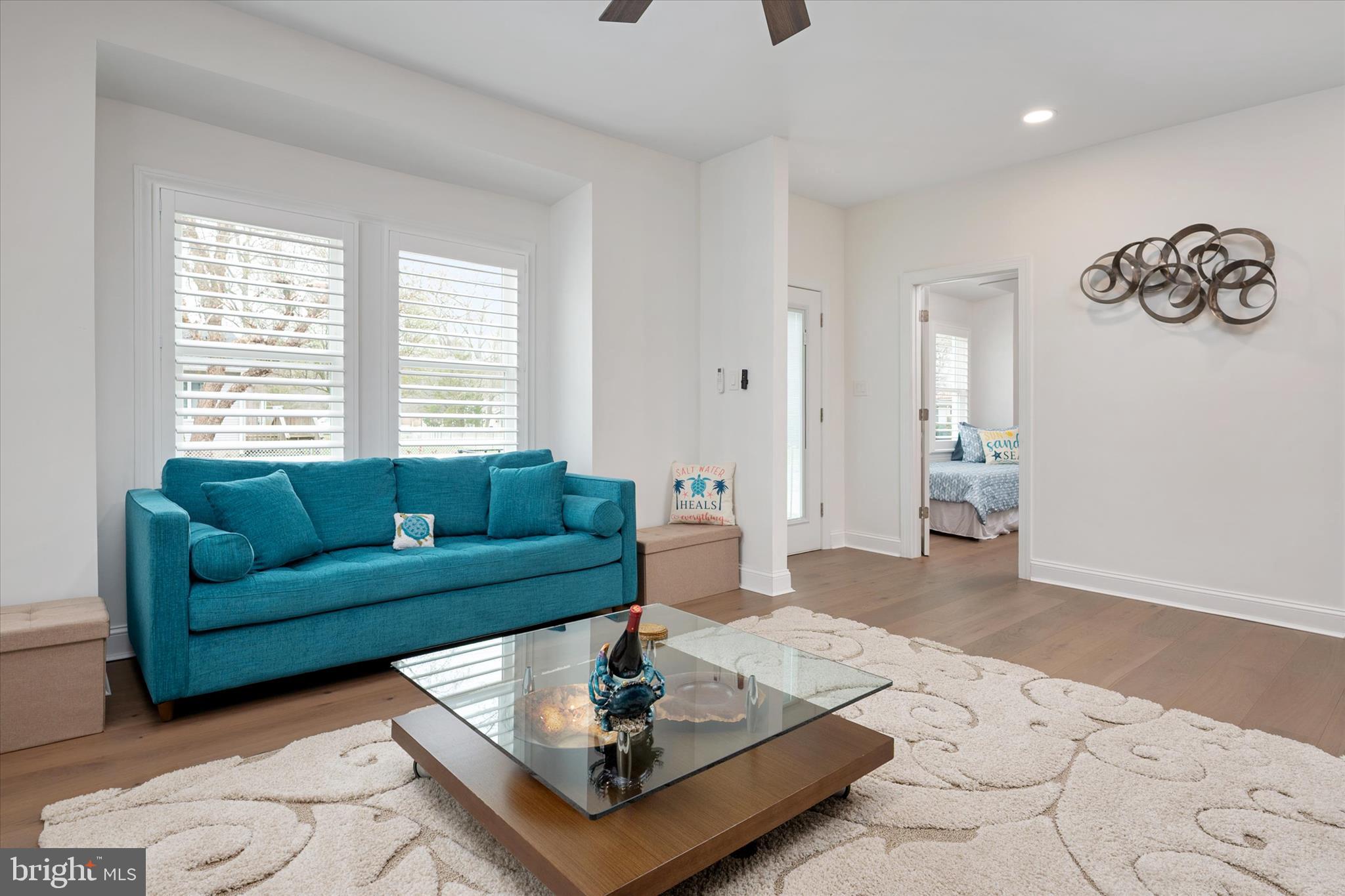 COLUMBIA BEACH - Residential