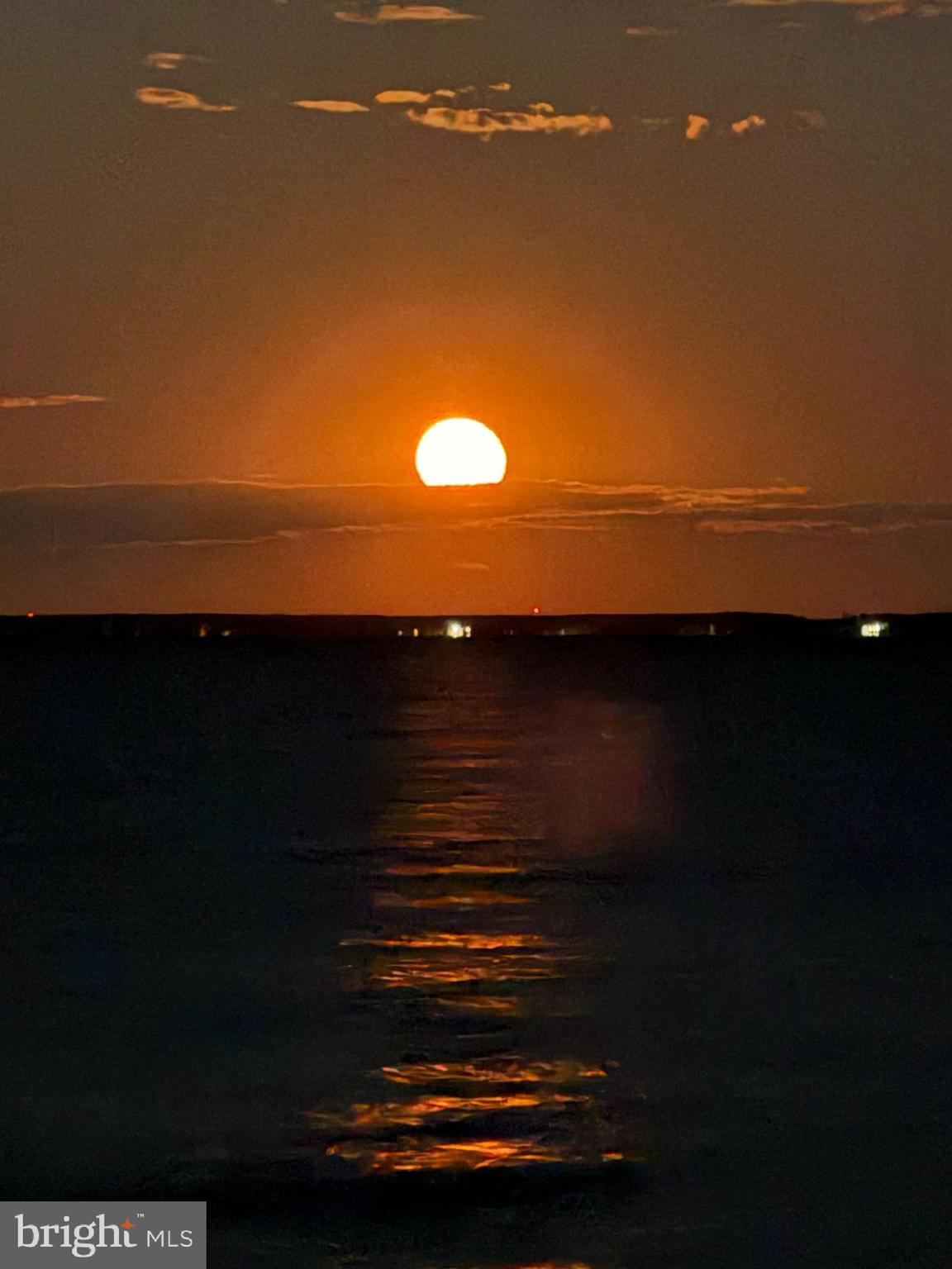 COLUMBIA BEACH - Residential