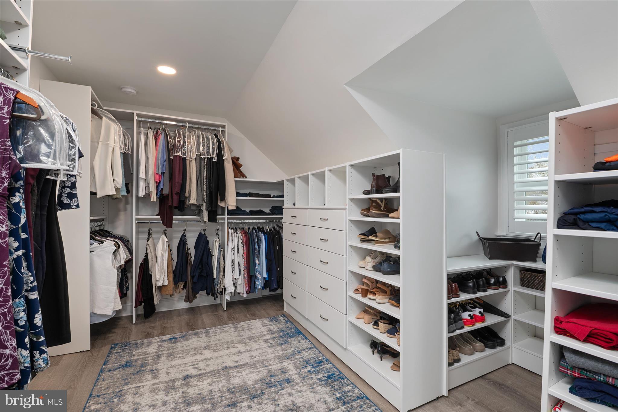 COLUMBIA BEACH - Residential