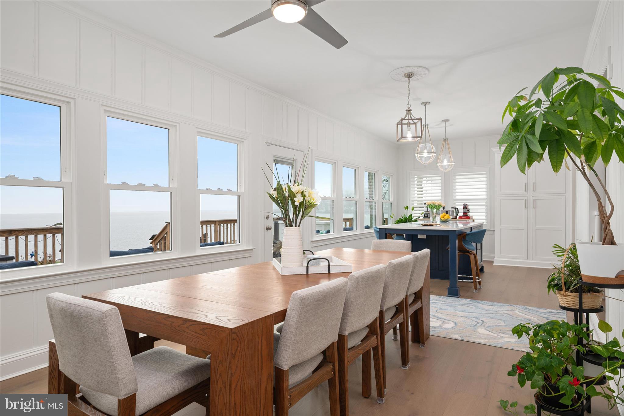 COLUMBIA BEACH - Residential