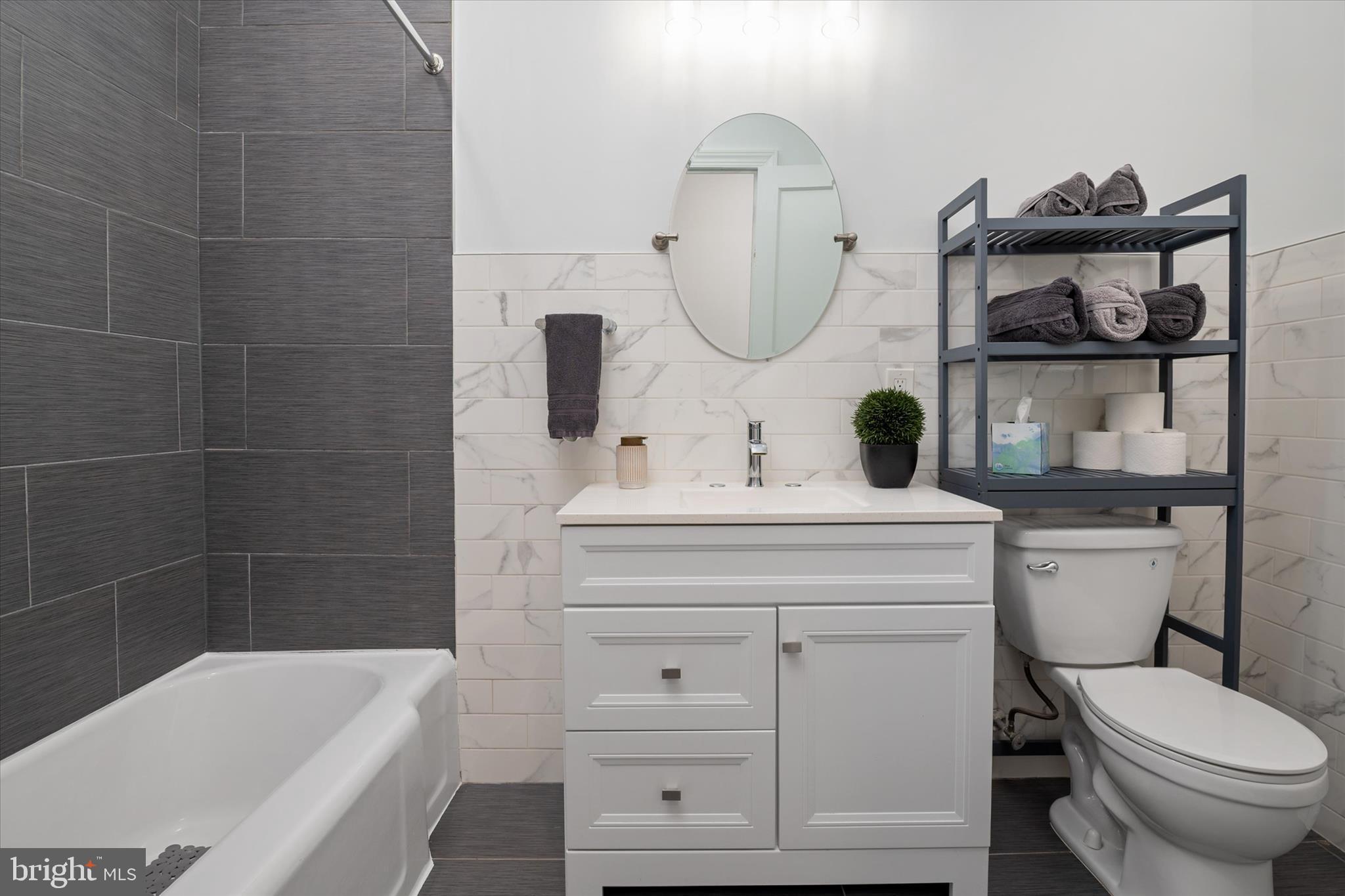 COLUMBIA BEACH - Residential