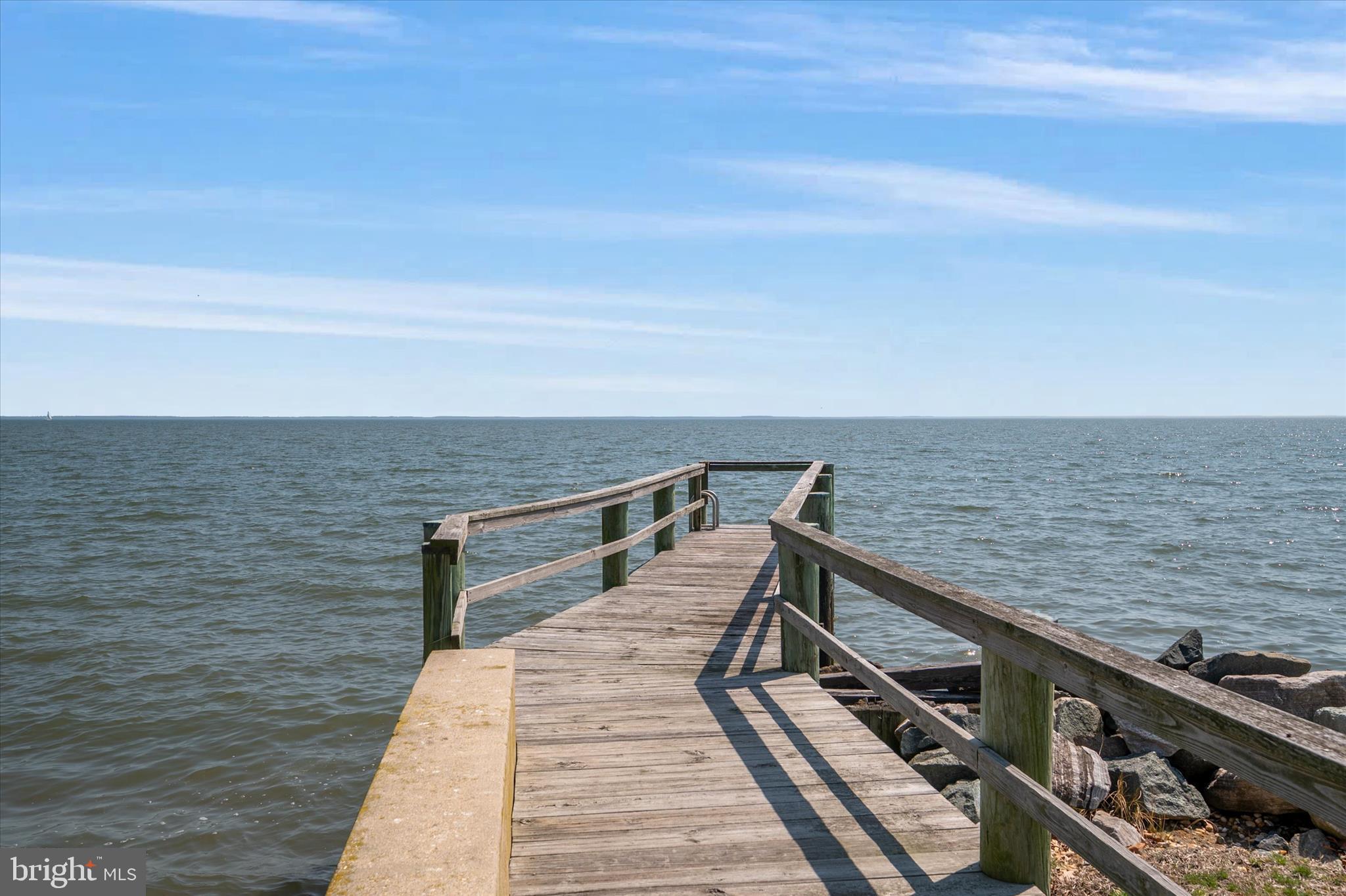 COLUMBIA BEACH - Residential