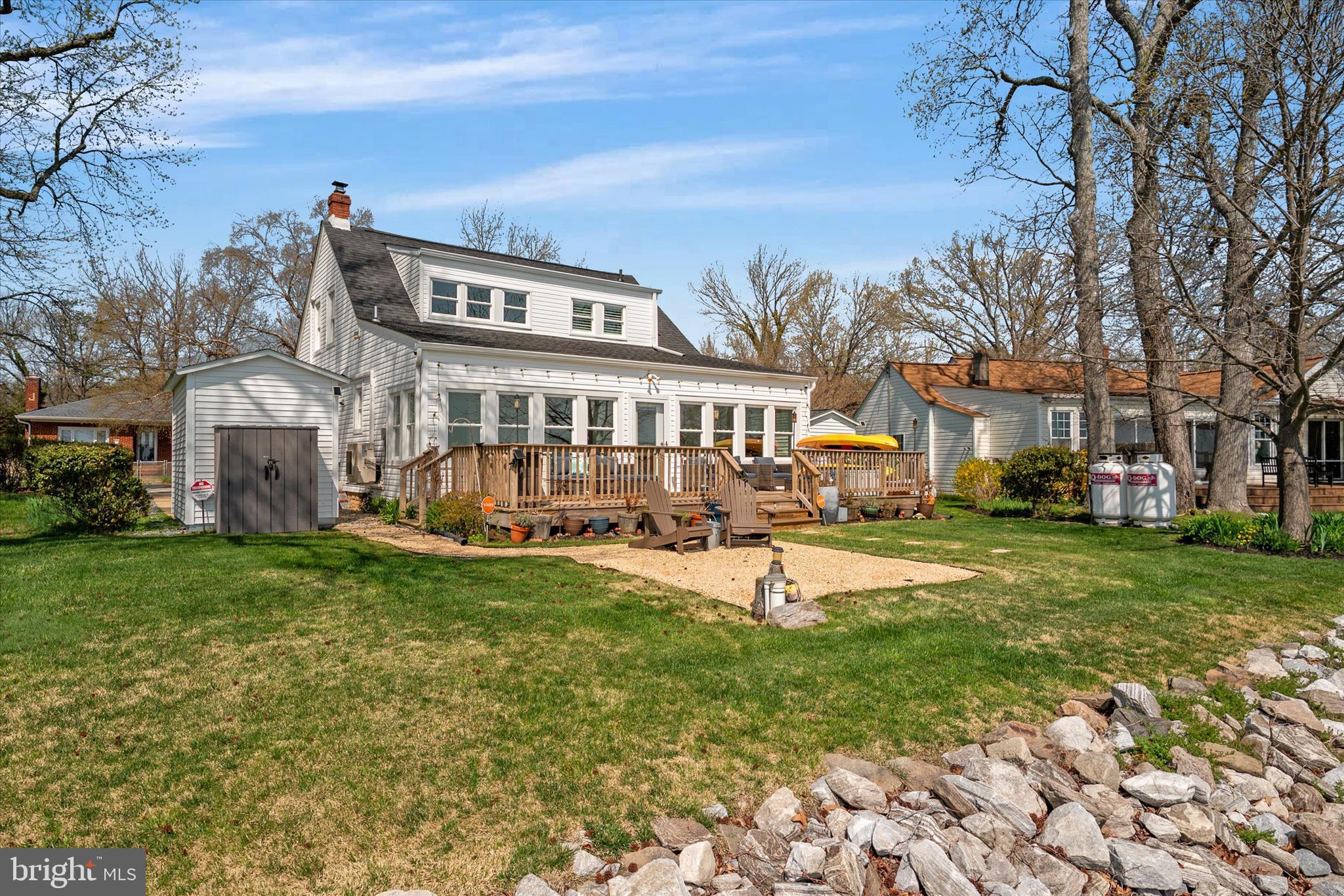 COLUMBIA BEACH - Residential