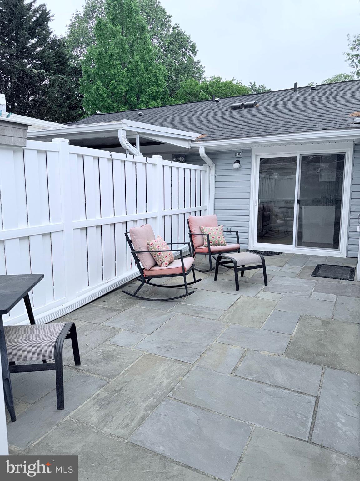 LEISURE WORLD - Residential