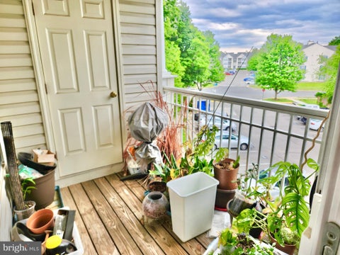 Photo of 7505 Calderon Court #J, ALEXANDRIA, VA 22306 (MLS # VAFX2328900)