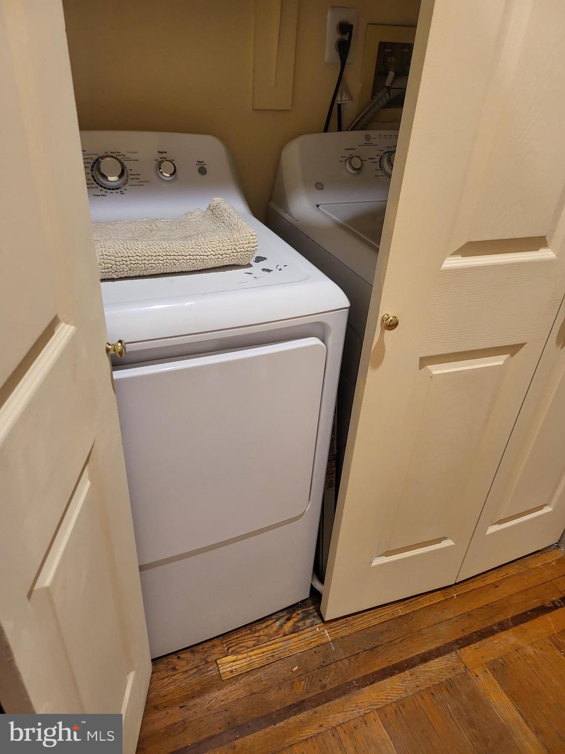 FITLER SQUARE - Residential Lease