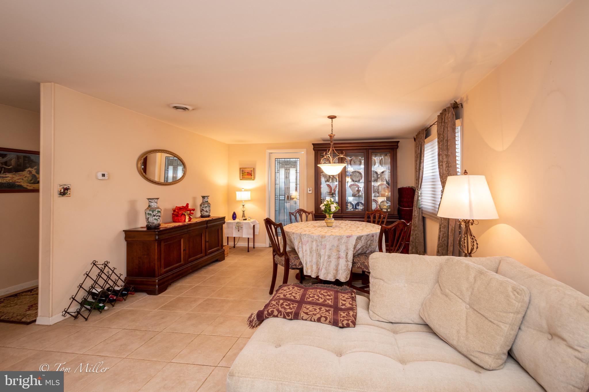 CAMPUS HILLS - Residential